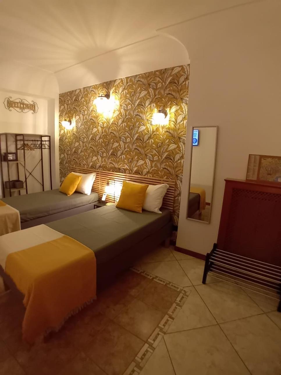 Reginella House Otel Napoli Dış mekan fotoğraf