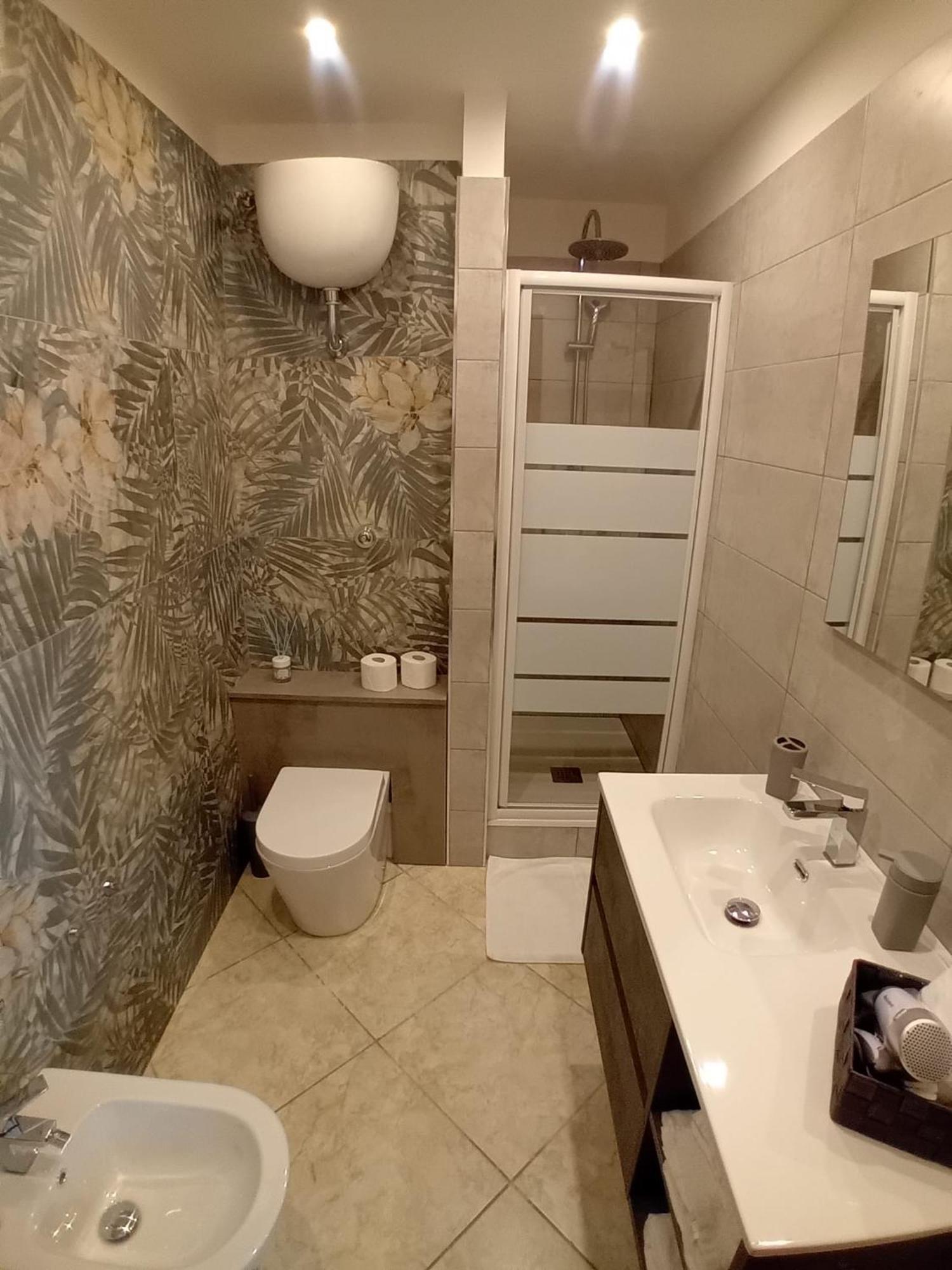 Reginella House Otel Napoli Dış mekan fotoğraf