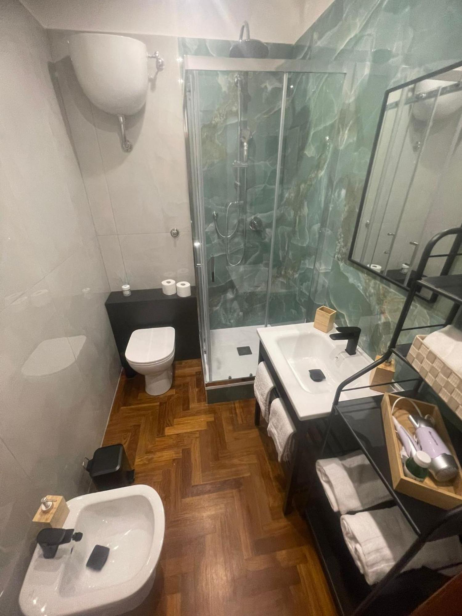 Reginella House Otel Napoli Dış mekan fotoğraf